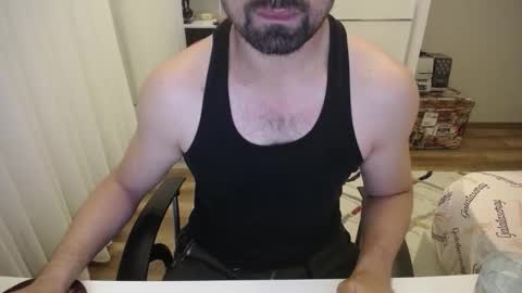 Snapshot of x_____0_____x chatting on November 8, 9:46 pm Mr. Lonely online show from November 8, 9:46 pm