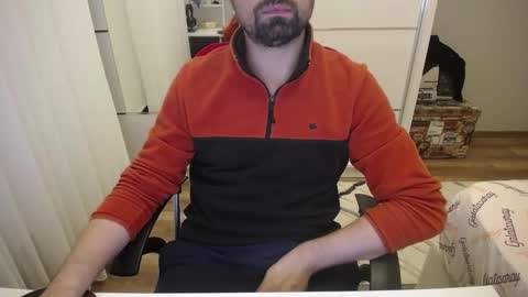 Snapshot of x_____0_____x chatting on November 10, 11:48 pm Mr. Lonely online show from November 10, 11:48 pm