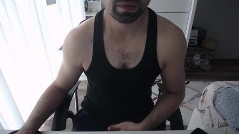 Snapshot of x_____0_____x chatting on November 14, 11:42 am Mr. Lonely online show from November 14, 11:42 am