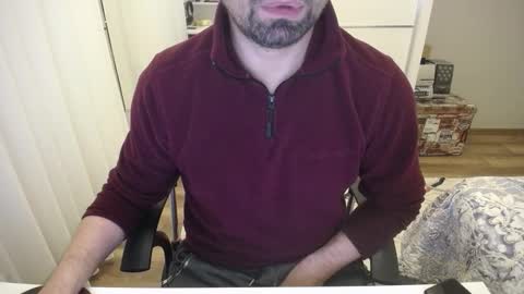 Snapshot of x_____0_____x chatting on November 16, 4:12 pm Mr. Lonely online show from November 16, 4:12 pm