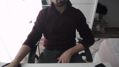 Snapshot of x_____0_____x chatting on November 19, 9:31 am Mr. Lonely online show from November 19, 9:31 am