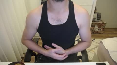 Snapshot of x_____0_____x chatting on November 25, 10:54 pm Mr. Lonely online show from November 25, 10:54 pm