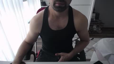 Snapshot of x_____0_____x chatting on November 26, 11:00 am Mr. Lonely online show from November 26, 11:00 am