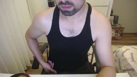 Snapshot of x_____0_____x chatting on November 29, 10:13 pm Mr. Lonely online show from November 29, 10:13 pm