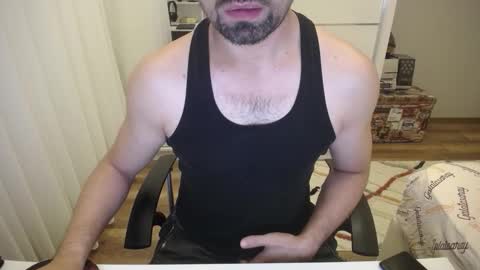 Snapshot of x_____0_____x chatting on November 30, 8:57 pm Mr. Lonely online show from November 30, 8:57 pm