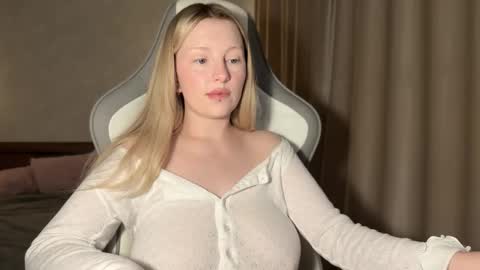 eva online show from October 30, 5:46 pm