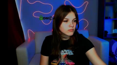 Snapshot of x_alexia_x chatting on May 18, 11:05 am x_alexia_x online show from May 18, 11:05 am