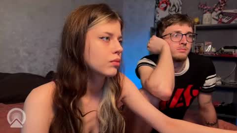 Philipp and Este online show from July 10, 5:23 am
