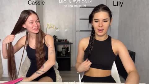 wiwi clap clap cat baby girl online show from February 9, 10:30 am