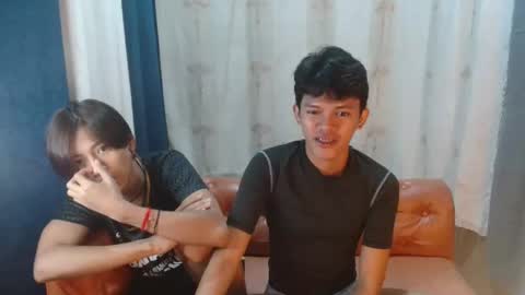 Snapshot of x_lee06 chatting on February 3, 6:24 pm x_lee06 online show from February 3, 6:24 pm