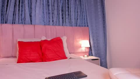 x_milu online show from March 3, 12:04 am