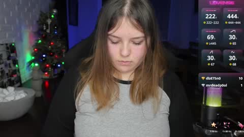 Snapshot of x_nirvana_x chatting on December 30, 11:49 pm LOVE NERDS ONLY online show from December 30, 11:49 pm