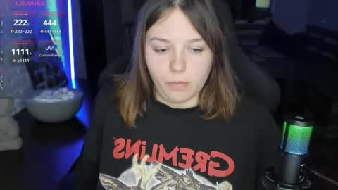 Snapshot of x_nirvana_x chatting on September 19, 3:19 am LOVE NERDS ONLY online show from September 19, 3:19 am