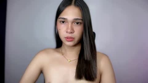 Snapshot of xairah_doux chatting on July 5, 5:36 am xairah_doux online show from July 5, 5:36 am