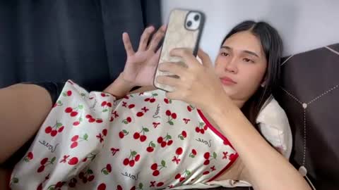Snapshot of xairah_doux chatting on July 8, 1:54 am xairah_doux online show from July 8, 1:54 am