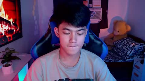 Prince Aldrian  online show from February 13, 1:15 pm