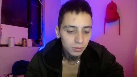 xalejo_max online show from October 31, 7:48 pm