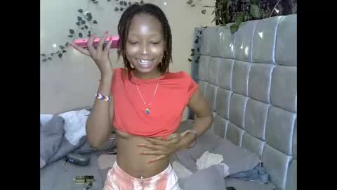 Snapshot of xalia_caramel chatting on May 21, 9:27 am Alexa online show from May 21, 9:27 am