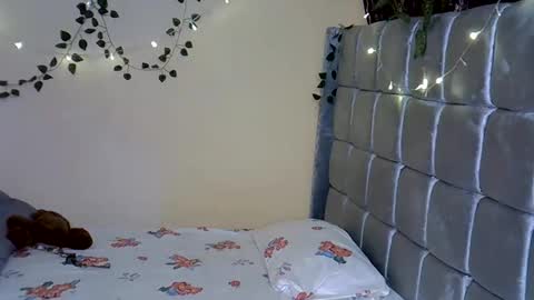 Snapshot of xalia_caramel chatting on May 22, 2:19 am Alexa online show from May 22, 2:19 am