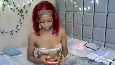 Snapshot of xalia_caramel chatting on June 12, 11:46 pm Alexa online show from June 12, 11:46 pm