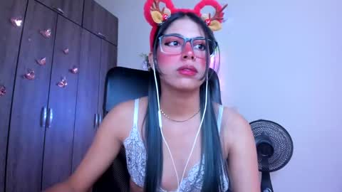 XALLYSONX online show from December 25, 4:54 pm
