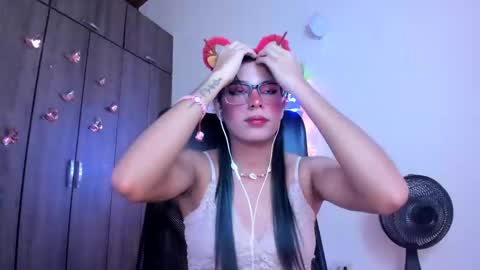 XALLYSONX online show from December 26, 2:37 pm