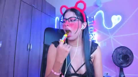 XALLYSONX online show from January 31, 2:28 pm
