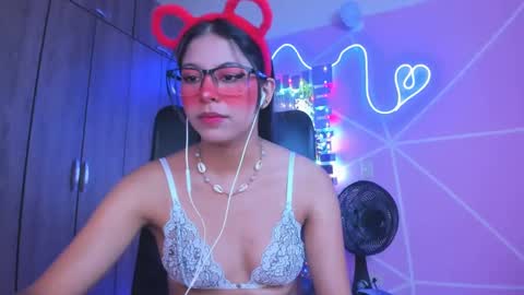 XALLYSONX online show from February 4, 11:27 am