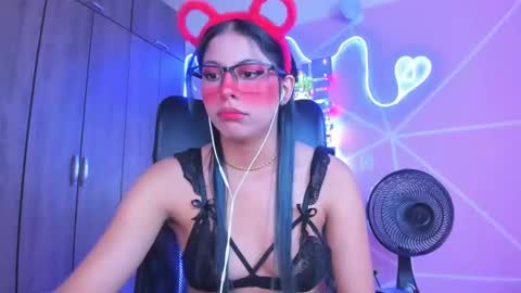 XALLYSONX online show from February 5, 2:26 pm