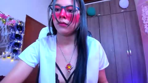 Snapshot of xallysonx_ chatting on October 27, 11:36 am XALLYSONX online show from October 27, 11:36 am