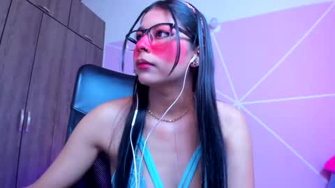 XALLYSONX online show from December 21, 11:28 am