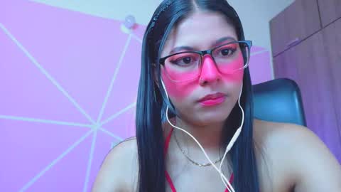 XALLYSONX online show from April 9, 11:48 am