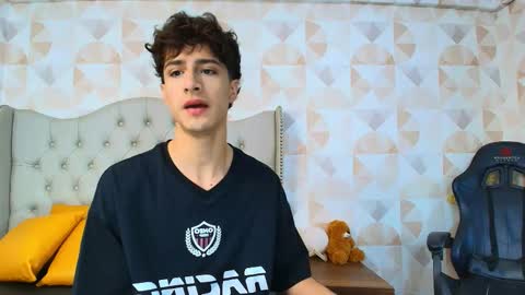 Snapshot of xam_collen chatting on October 14, 2:18 pm xam_collen online show from October 14, 2:18 pm