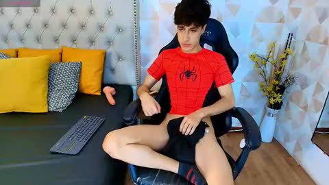 Snapshot of xam_collen chatting on October 23, 12:48 pm xam_collen online show from October 23, 12:48 pm