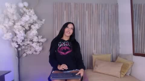 Andrea online show from July 20, 11:18 pm