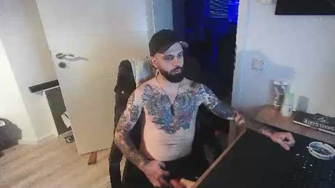 xamrelgneal online show from July 20, 7:16 pm