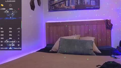 Snapshot of xander_card chatting on September 14, 11:04 pm Xander Cardona online show from September 14, 11:04 pm