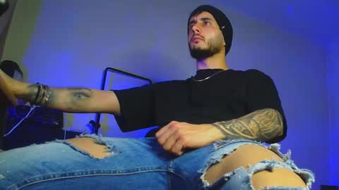 Snapshot of xandercagex chatting on March 25, 11:00 pm XanderCageX online show from March 25, 11:00 pm