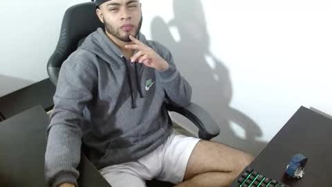 Xanderstone online show from February 10, 6:28 am