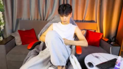 Elvin online show from January 15, 1:26 pm