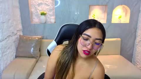 Live 1500am 2100pm COLOMBIAN HOUR online show from June 13, 2:53 am