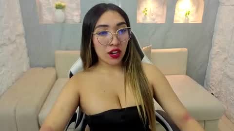 Live 1500am 2100pm COLOMBIAN HOUR online show from June 17, 2:58 am