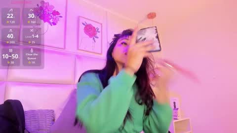 xara_u online show from March 12, 8:26 pm