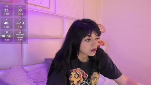 Snapshot of xara_u chatting on May 22, 5:29 pm xara_u online show from May 22, 5:29 pm