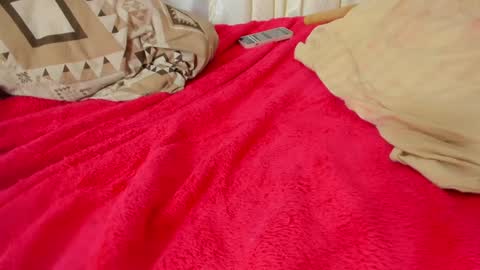       S A R A      100K followers online show from December 19, 11:18 am