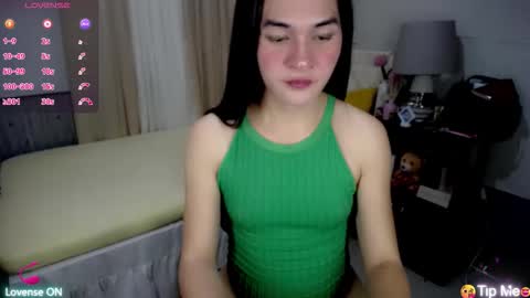 xasiantrnaslover online show from November 30, 11:53 pm