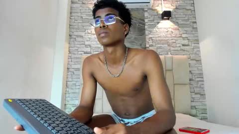 XAVI online show from November 29, 8:34 pm