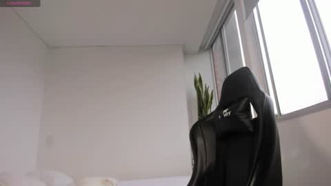 Xavier online show from June 13, 10:51 pm