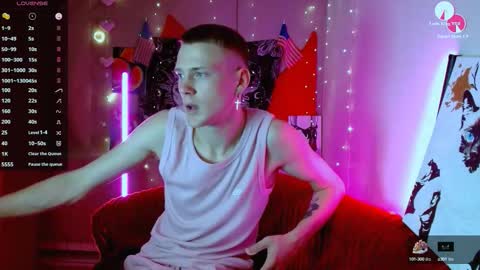 Snapshot of xavier_night81 chatting on September 22, 1:02 pm xavier_night81 online show from September 22, 1:02 pm