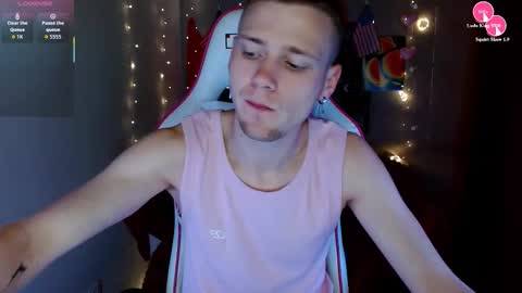 Snapshot of xavier_night81 chatting on September 27, 9:36 am xavier_night81 online show from September 27, 9:36 am